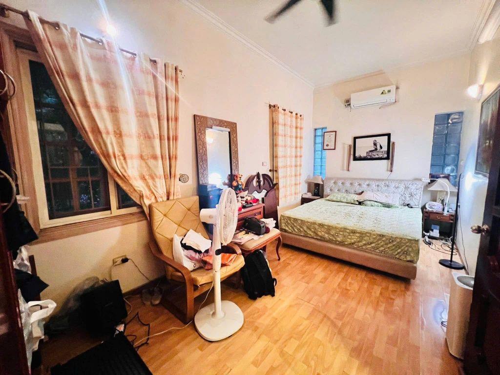 Võng Thị, DT 163M2x3T, MT 12.8M, giá 97.8 tỷ  LÔ GÓC 3 THOÁNG - BIỆT THỰ 3 TẦNG KHU LÀNG KIẾN TRÚC PHONG CẢNH