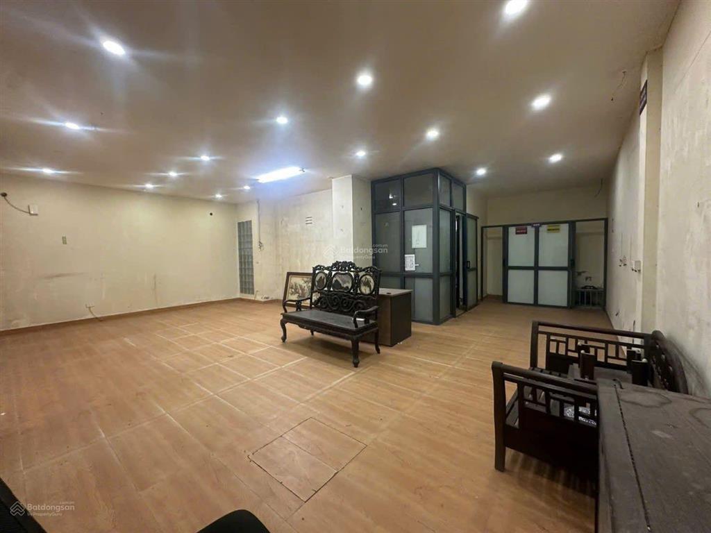 Thọ tháp, dt 189m2x4t, mt 14m, giá 86 tỷ biệt thự đơn lập  khu vip  hàng xóm công viên cầu giấy