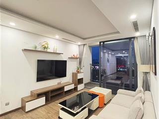 Cho thuê căn hộ chung cư 3pn full đồ bên ngoại giao đoàn toà no1t4