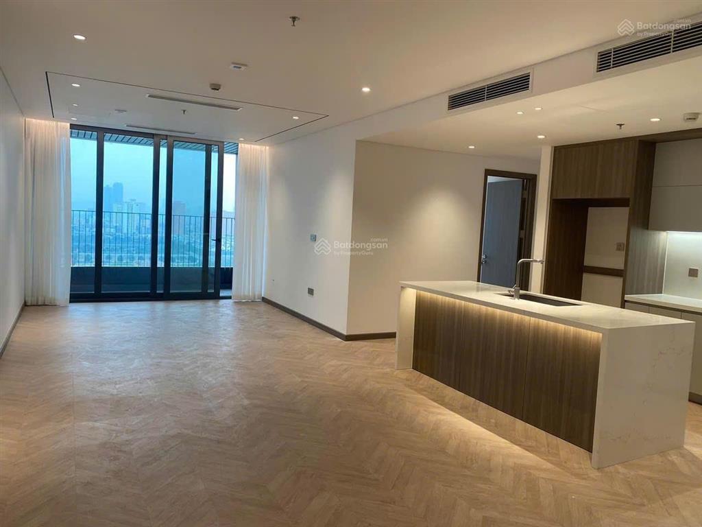 Cho thuê căn hộ chung cư 3pn. nội thất cơ bản bên ngoại giao đoàn tòa no1t6