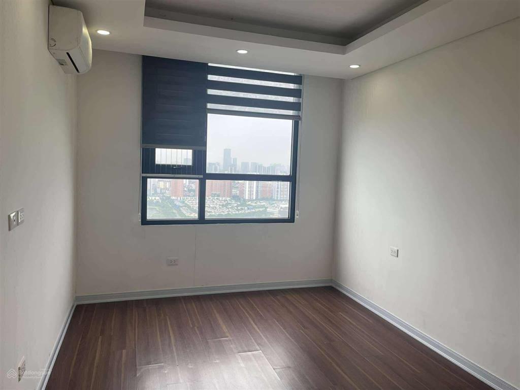Bán gấp căn hộ chung cư 3pn full bên ngoại giao đoàn toà no1t5