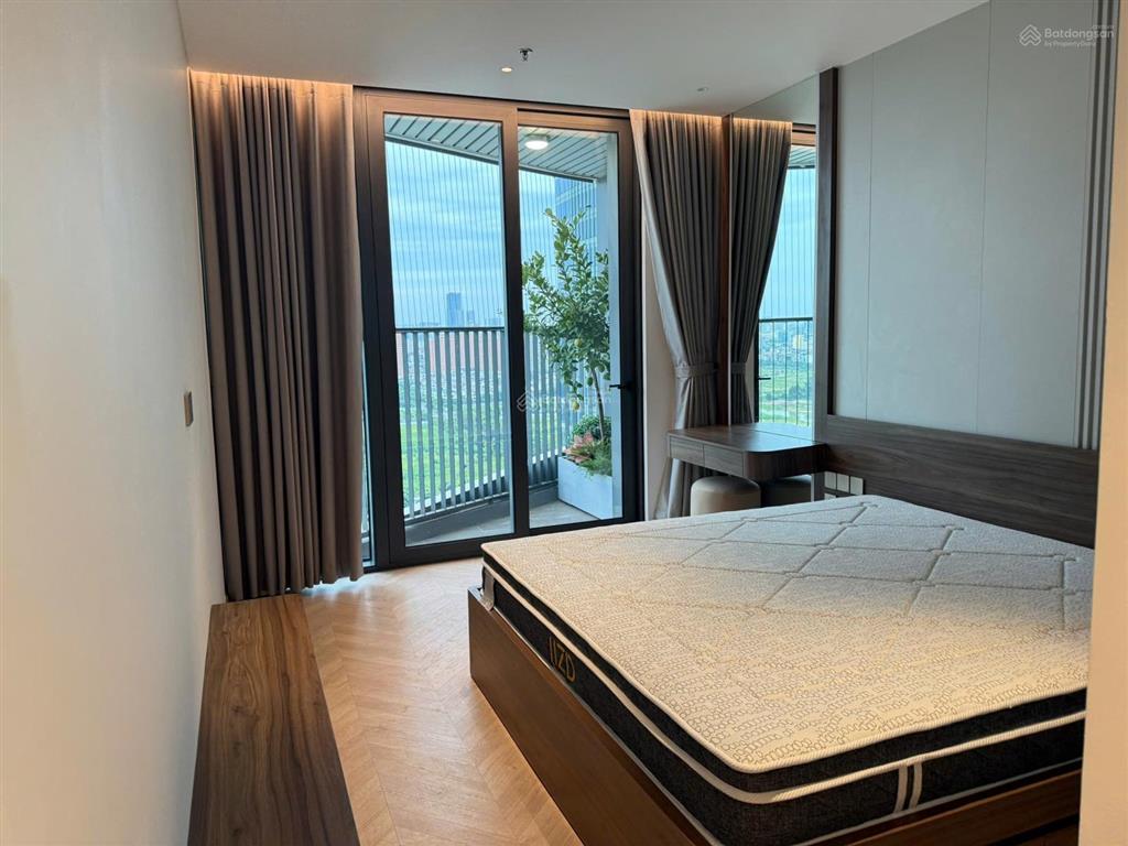 Cho thuê gấp căn hộ chung cư 3pn full đồ bên ngoại giao đoàn tòa no1t6
