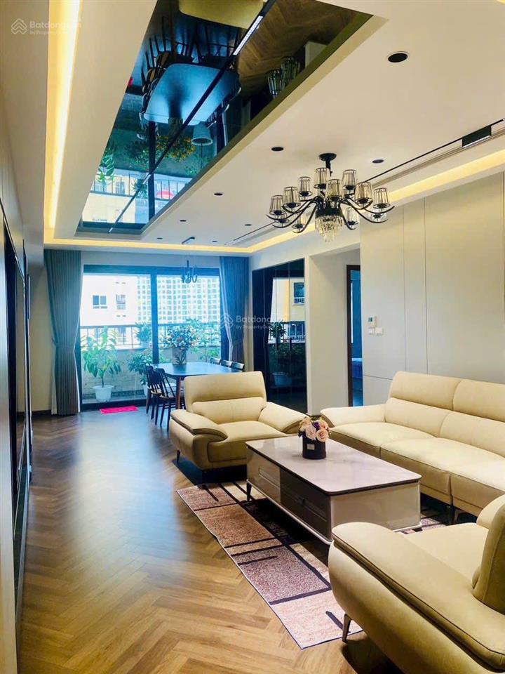 Giá hời bán căn hộ a6 nam trung yên 60m2, 3pn, 1wc căn góc 4 tỷ,  0984 847 ***