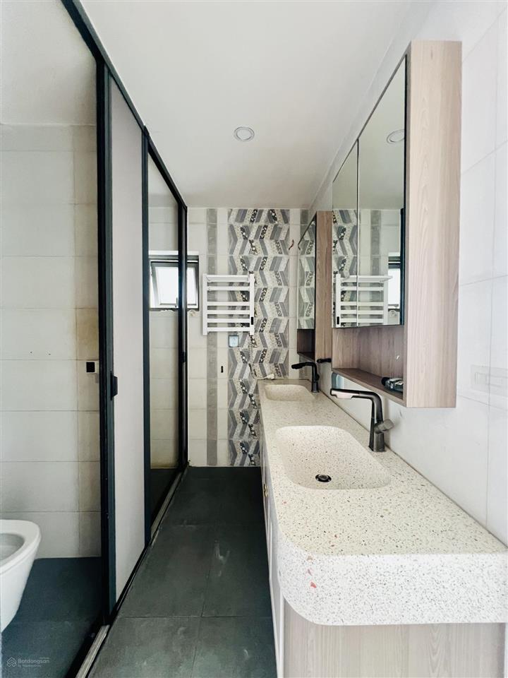 Giảm sâu 500tr  penthouse river panorama từ 14,8 tỷ còn 14,3 tỷ thương lượng
