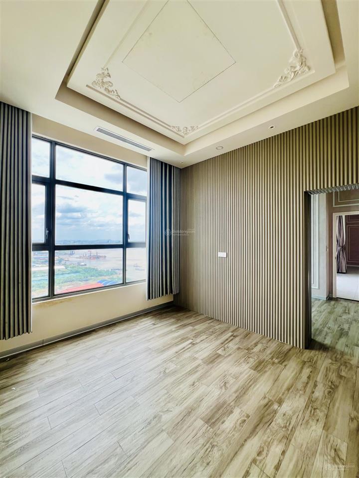 Giảm sâu 500tr  penthouse river panorama từ 14,8 tỷ còn 14,3 tỷ thương lượng