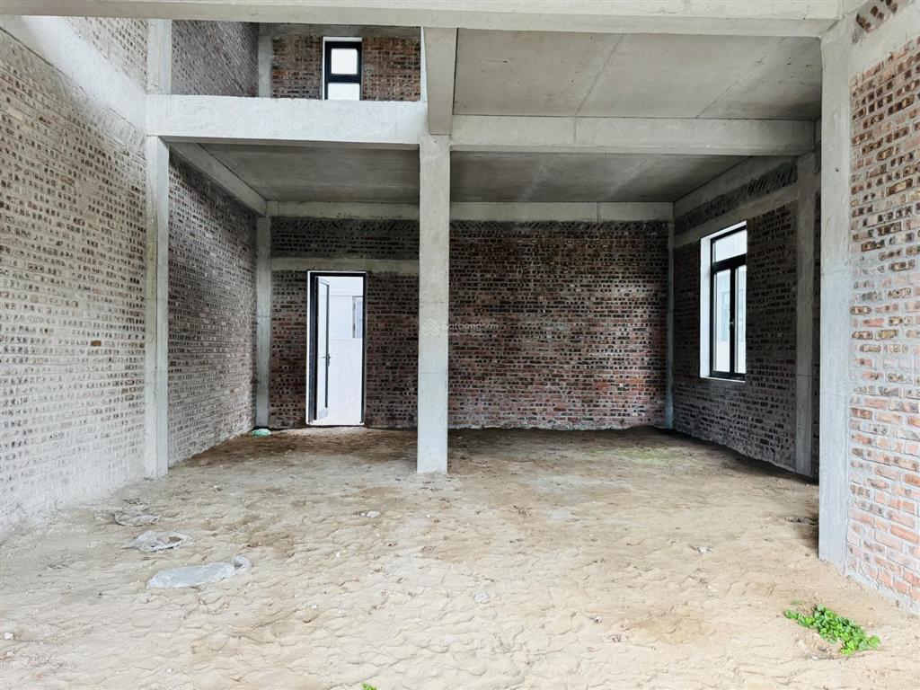 Chủ đang công tác ngoài đảo xa cần bán btsl 180m2  11,x tỷ cách vin rvs 7km kđt centa riverside