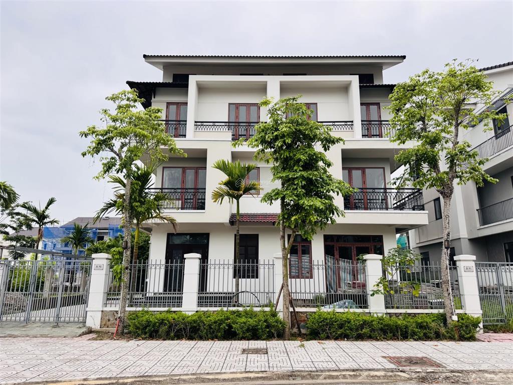 Chỉ 1 căn btsl 180m2 bán đối diện công viên sẵn sổ lâu dài chỉ 15,x tỷ kđt centa riverside từ sơn