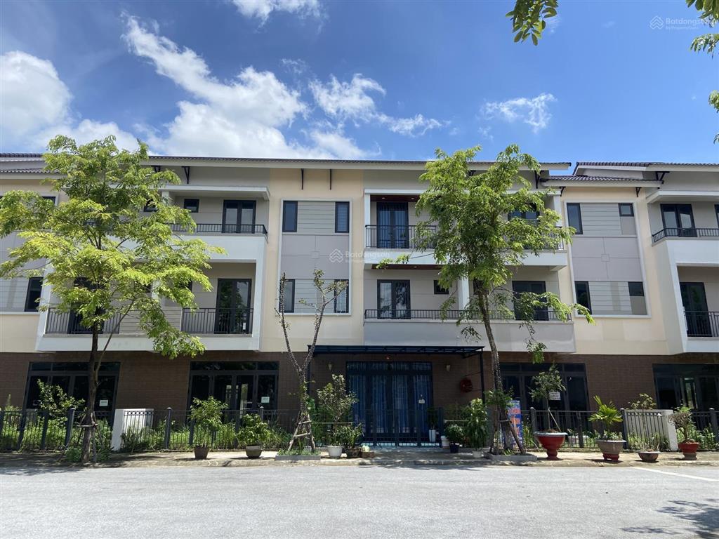 Chỉ 1 căn 90m2 6,x tỷ giá sốc giao dịch ngay đã có sổ gần hà nội kđt centa city từ sơnấn xem ngay