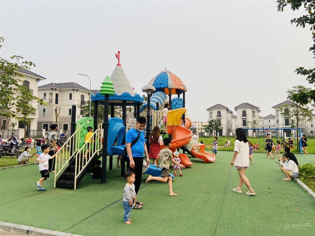 Chỉ 1 căn 90m2 6,x tỷ giá sốc giao dịch ngay đã có sổ gần hà nội kđt centa city từ sơnấn xem ngay
