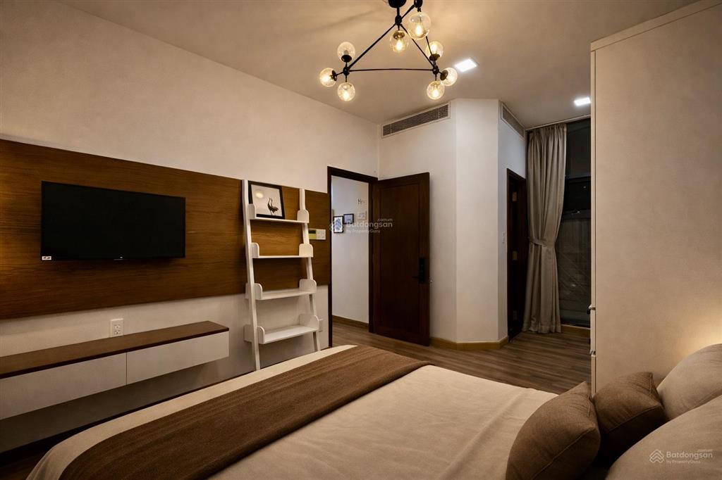 Villa ẩn mình giữa lòng phú nhuận