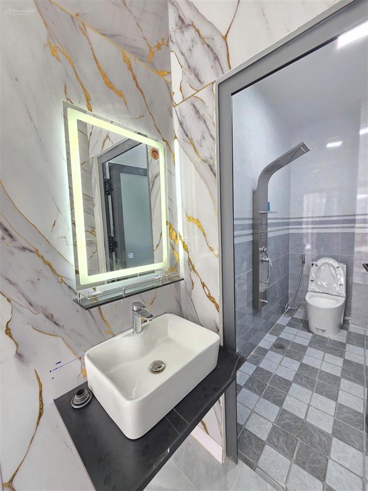 Bán nhà 1 trệt 1 lầu có sân thượng, dt 84,8m2 p. tân khánh tp.hcm. nhà 4pn giá 3,49 tỷ tl
