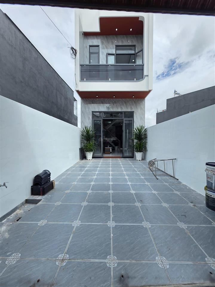 Bán nhà 1 trệt 1 lầu có sân thượng, dt 84,8m2 p. tân khánh tp.hcm. nhà 4pn giá 3,49 tỷ tl
