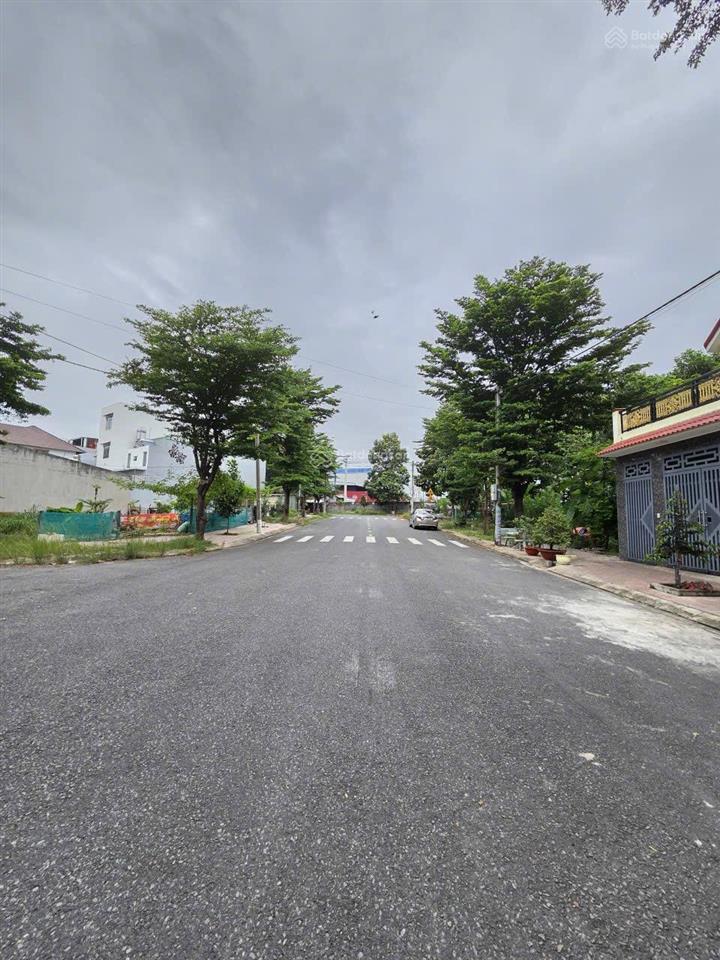 4,8 tỷ giảm còn 4,5tỷ bán nhanh nhà 1 trệt 1 lầu 3pn 100m2, p. tân bình dĩ an cũ, đường 16m. còn tl