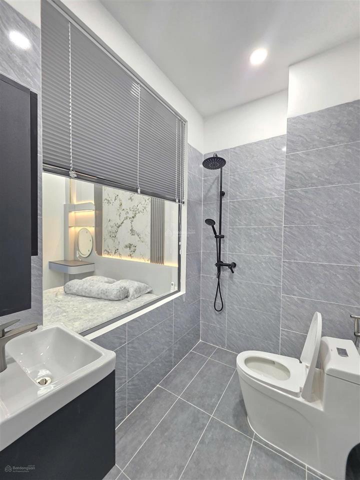 Bán nhà 1 trệt 2 lầu p. an phú tp. thuận an. nhà 4pn full nội thất, giá chỉ 4,99tỷ còn thương lượng
