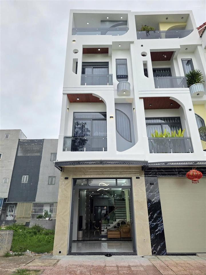 Bán nhà 1 trệt 2 lầu p. an phú tp. thuận an. nhà 4pn full nội thất, giá chỉ 4,99tỷ còn thương lượng