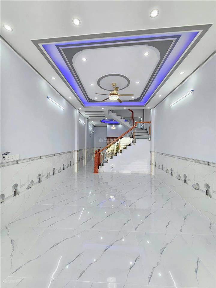 Giảm 200tr cần bán nhanh căn nhà tại trung tâm tp. dĩ an, gần chợ dĩ an, tthc dĩ an, giá chỉ 4,49tỷ