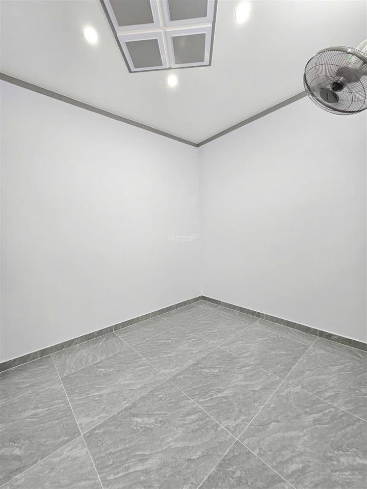 Giảm 200tr cần bán nhanh căn nhà tại trung tâm tp. dĩ an, gần chợ dĩ an, tthc dĩ an, giá chỉ 4,49tỷ