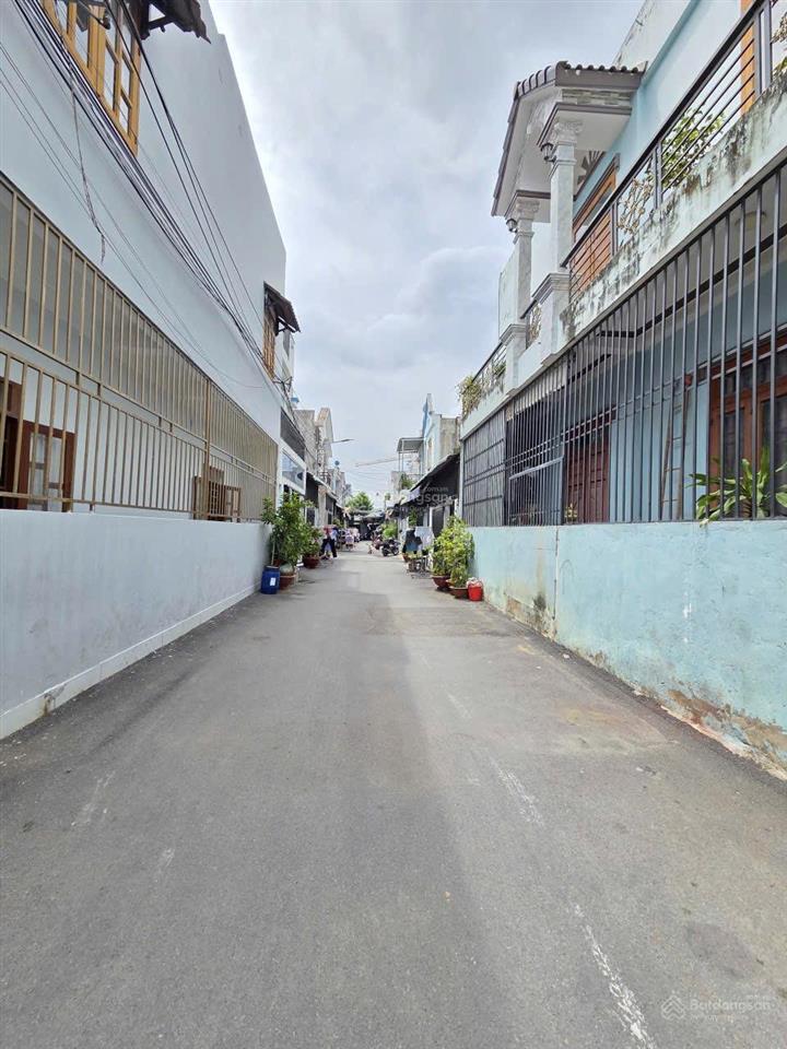Bán nhà căn góc 2 mặt tiền đường nhựa, nhà 1 trệt 1 lầu p. an phú, tp. thuận an, giá chỉ 3,59tỷ tl