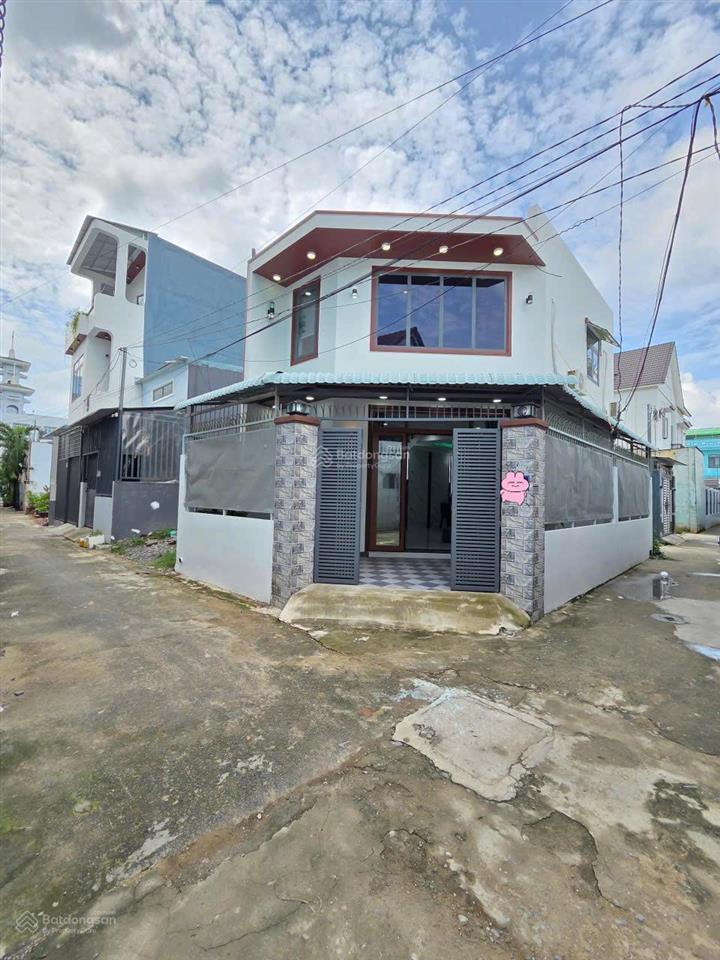 Bán căn góc 2 mặt tiền 1trệt 1lầu sổ hoàn công, gần giáo xứ bà trà, ngã 4 bình chuẩn, chỉ 2,95 tỷ