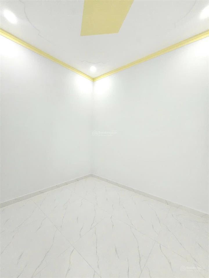 Bán nhà mới sát nách làng đh thủ đức p.đông hoà dĩ an. nhà 1trệt 1lầu 76,6m2 có 3pn. giá 4,39tỷ tl