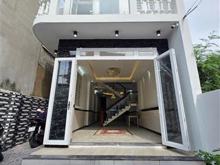 Bán nhà 2 mặt thoáng rất gần go dĩ an (phía sau go), dt 89,7m2, giá chỉ 3,93 tỷ thương lượng mạnh