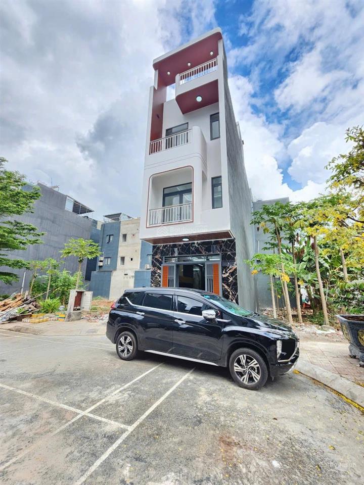 Bán nhà 1 trệt 2 lầu kdc thuận giao gần aeon thuận an, rẻ hơn nhà bên cạnh hơn 1 tỷ. 4,95 tỷ (tl)