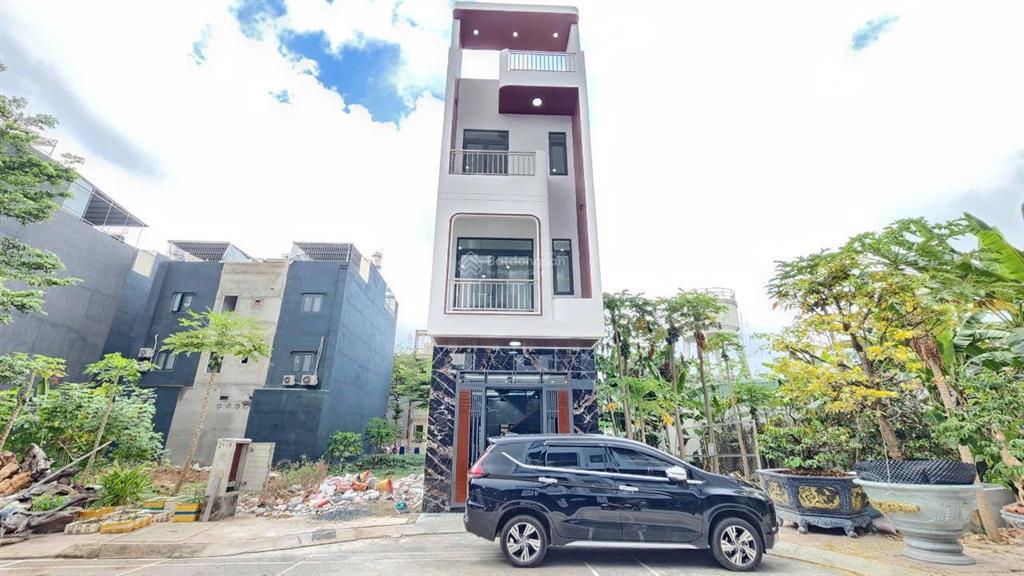 Bán nhà 1 trệt 2 lầu kdc thuận giao gần aeon thuận an, rẻ hơn nhà bên cạnh hơn 1 tỷ. 4,95 tỷ (tl)