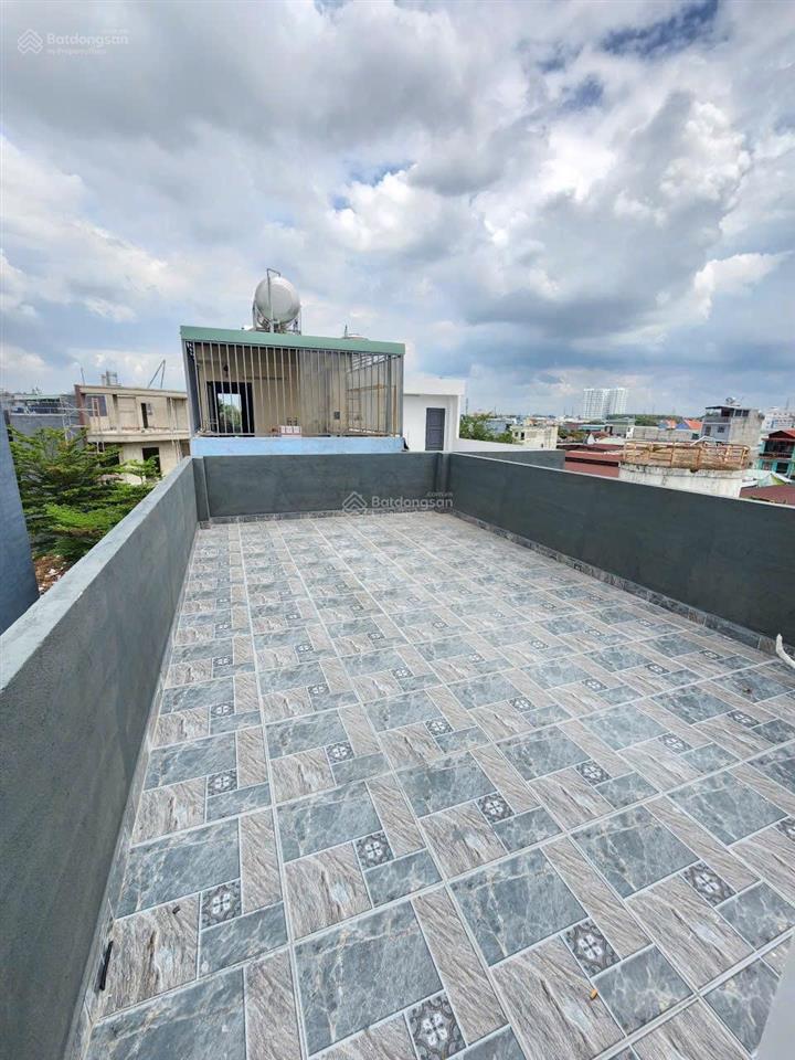 Bán nhà 1 trệt 2 lầu kdc thuận giao gần aeon thuận an, rẻ hơn nhà bên cạnh hơn 1 tỷ. 4,95 tỷ (tl)