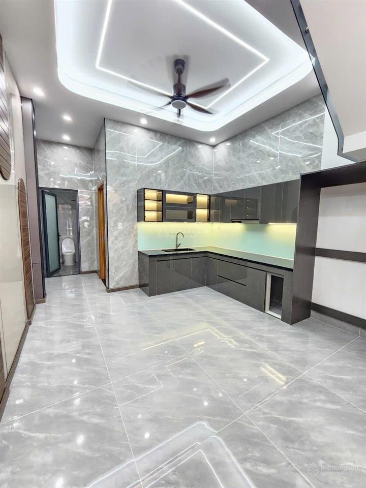 Bán nhà 1 trệt 2 lầu kdc thuận giao gần aeon thuận an, rẻ hơn nhà bên cạnh hơn 1 tỷ. 4,95 tỷ (tl)
