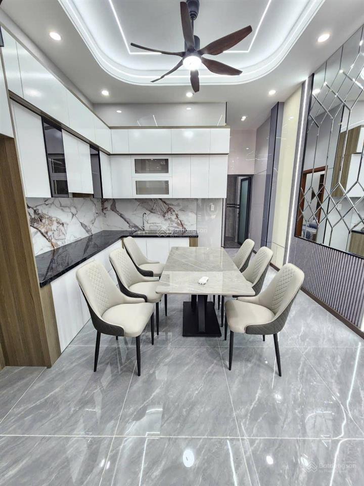 Bán nhà 1 trệt 2 lầu kdc lộc phát gần aeon thuận an, rẻ hơn nhà bên cạnh hơn 1 tỷ. 4,95 tỷ (tl)