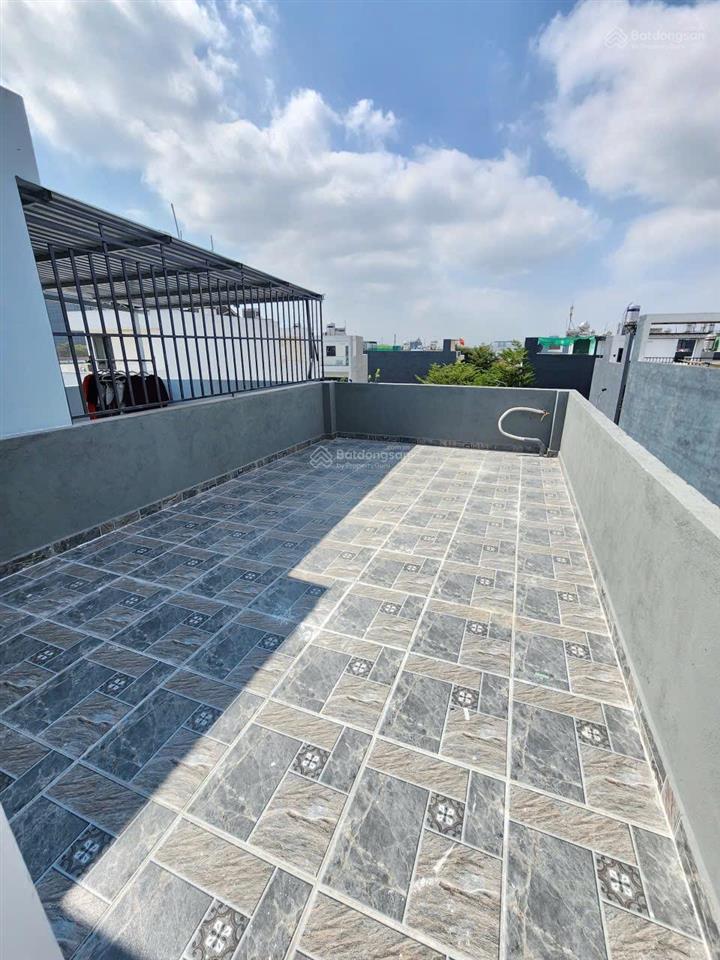 Bán nhà 1 trệt 2 lầu kdc lộc phát gần aeon thuận an, rẻ hơn nhà bên cạnh hơn 1 tỷ. 4,95 tỷ (tl)