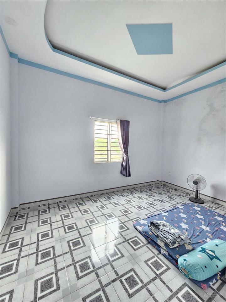 Bán nhà 1 trệt 1 lầu 99m2 gần go dĩ an. đường 8m thông 2 đầu, kinh doanh hoặc đặt văn phòng cty ok