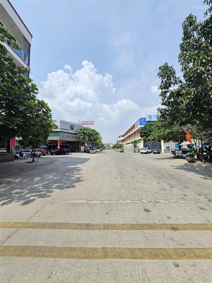 Bán đất mặt tiền đường m, trung tâm hành chính dĩ an, trục đường sầm uất tại tp dĩ an. giá 8,29 tỷ