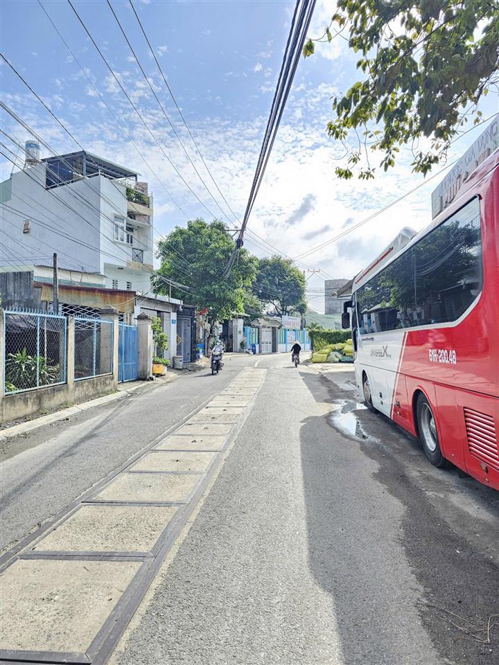 Bán đất mặt tiền kinh doanh ngay trung tâm tp dĩ an. đường 10m thông 2 đầu, giá 4,79 tỷ (tl)