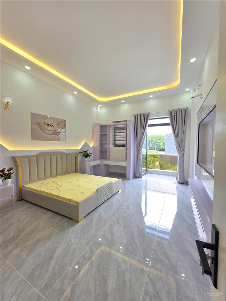 Bán nhà rẻ 1 trệt 2 lầu gần vòng xoay kim hằng. nhà mới 3pn giá cực tốt chỉ 3,18 tỷ (thương lượng)