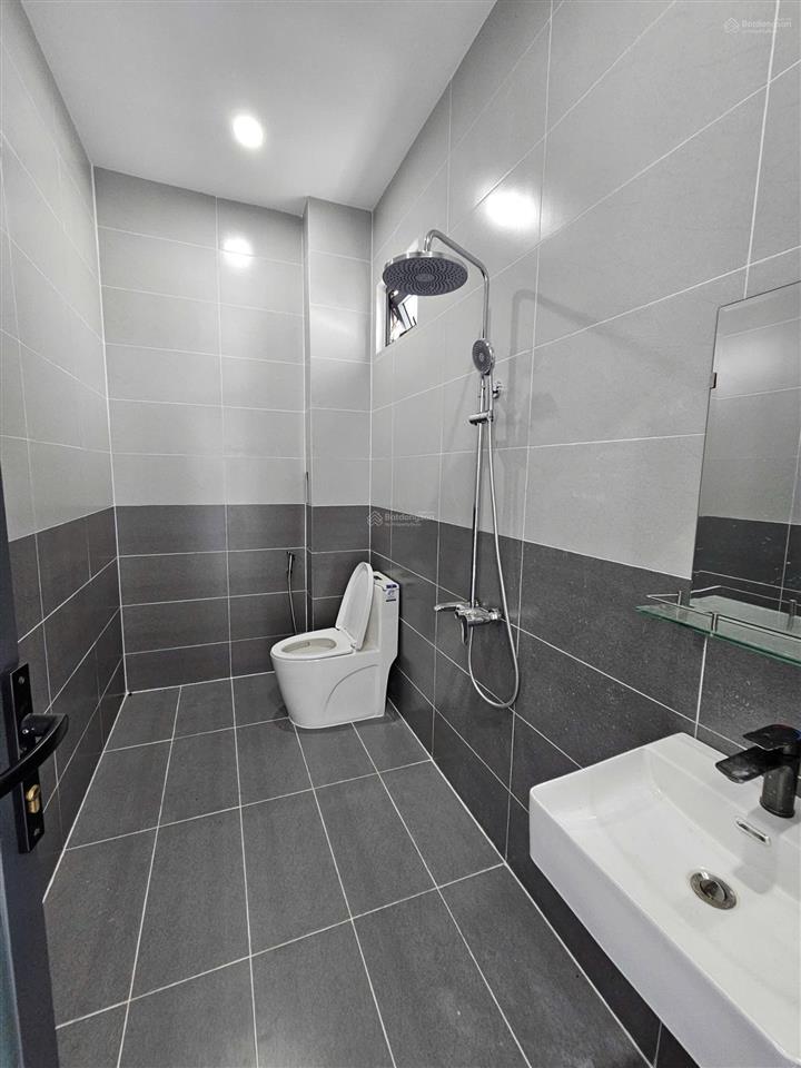 Bán nhà hoàn công 129,8m2 (5x26,4m) 1 trệt 1 lầu, gần ngã tư chiêu liêu tp. dĩ an. giá 5,79 tỷ (tl)