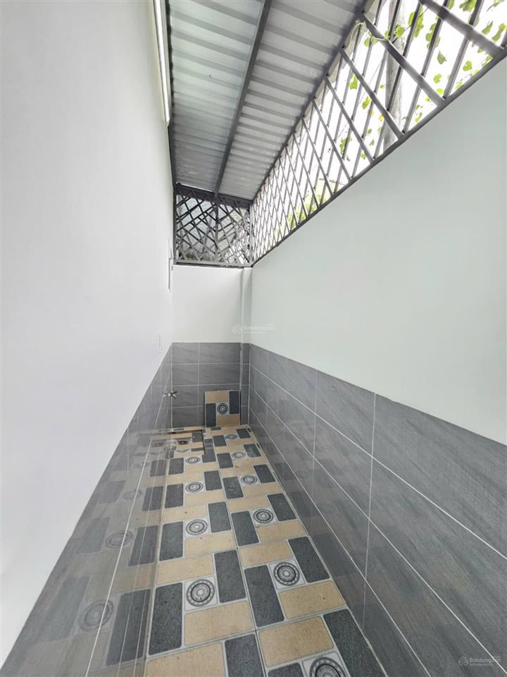Bán nhà hoàn công 129,8m2 (5x26,4m) 1 trệt 1 lầu, gần ngã tư chiêu liêu tp. dĩ an. giá 5,79 tỷ (tl)