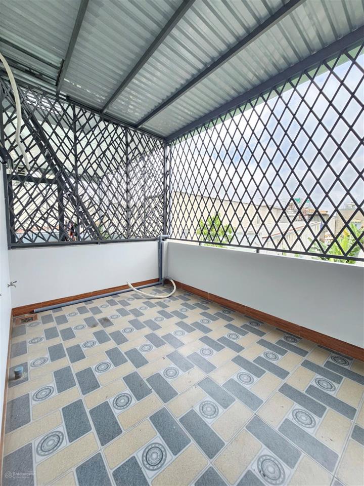 Bán nhà hoàn công 129,8m2 (5x26,4m) 1 trệt 1 lầu, gần ngã tư chiêu liêu tp. dĩ an. giá 5,79 tỷ (tl)
