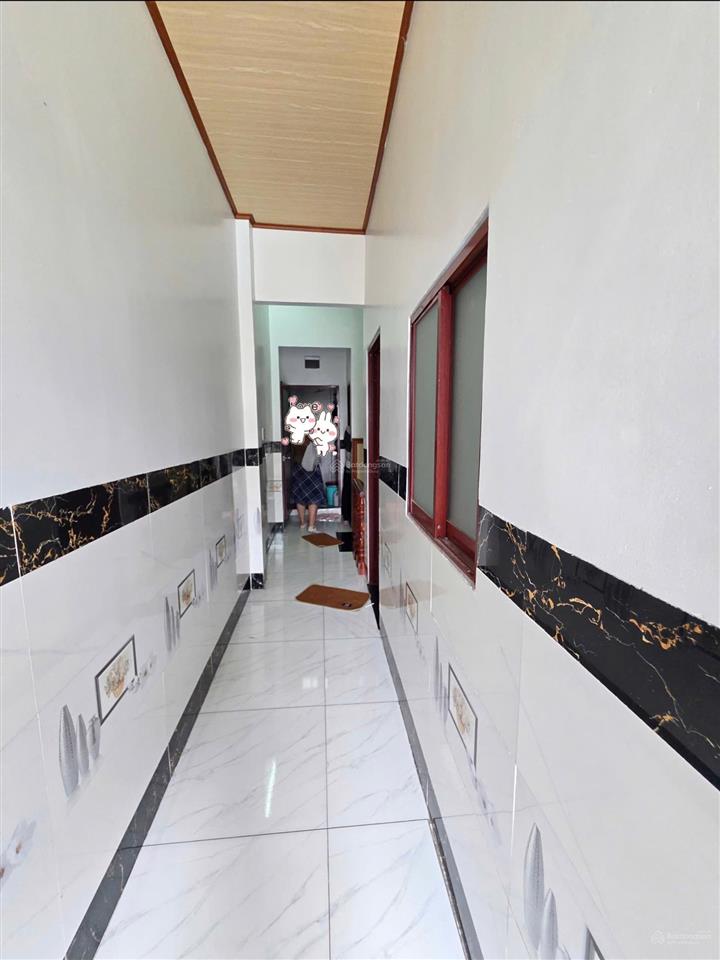 Bán nhà 1 trệt 1 lầu 3pn giá 2,53 tỷ (tl). vị trí gần ngã 6 an phú 1,5km, ngay chợ phú phong 100m