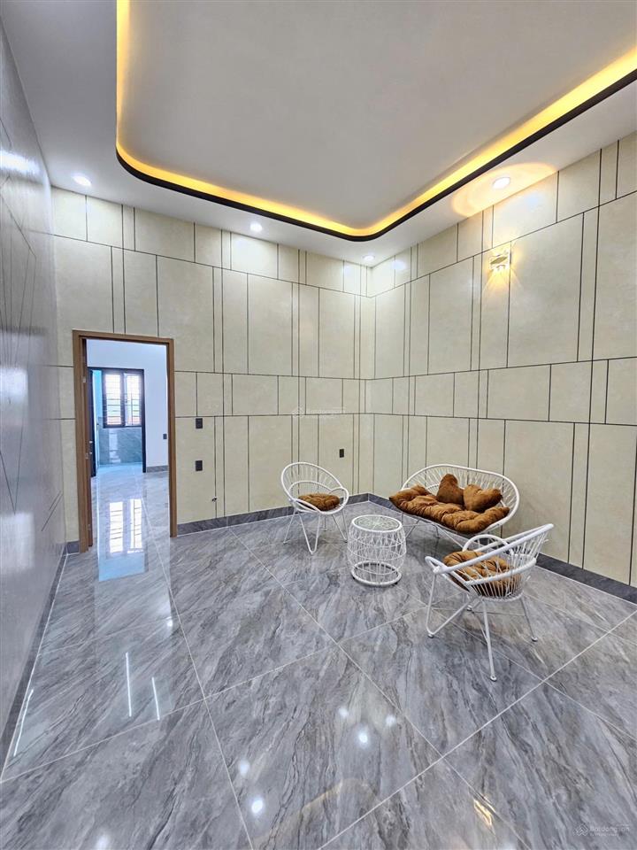 Bán nhà xây mới 1 trệt 1 lầu dt 103m2 tp. dĩ an, gần go dĩ an và làng đại học 7km. giá 5,48 tỷ (tl)