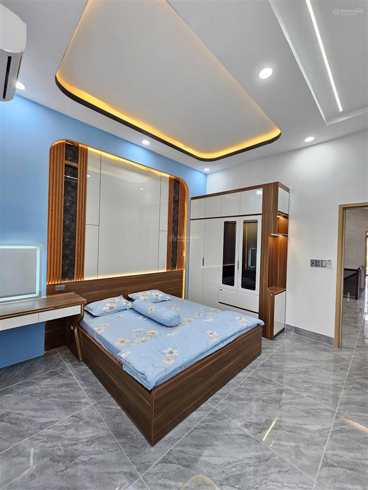 Bán nhà xây mới 1 trệt 1 lầu dt 103m2 tp. dĩ an, gần go dĩ an và làng đại học 7km. giá 5,48 tỷ (tl)