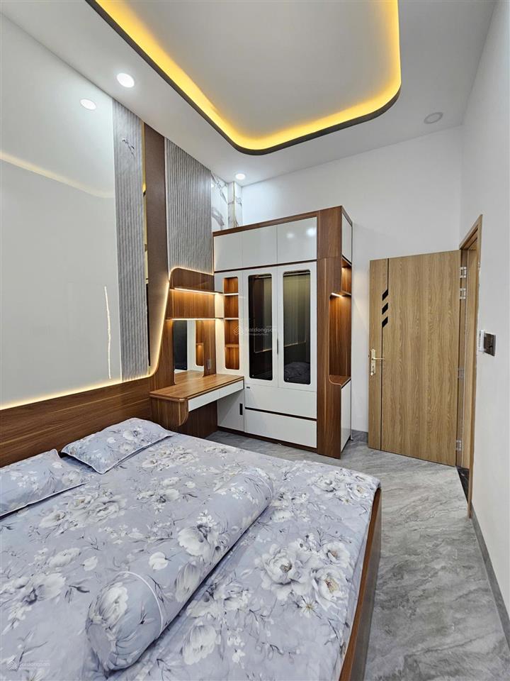 Bán nhà xây mới 1 trệt 1 lầu dt 103m2 tp. dĩ an, gần go dĩ an và làng đại học 7km. giá 5,48 tỷ (tl)