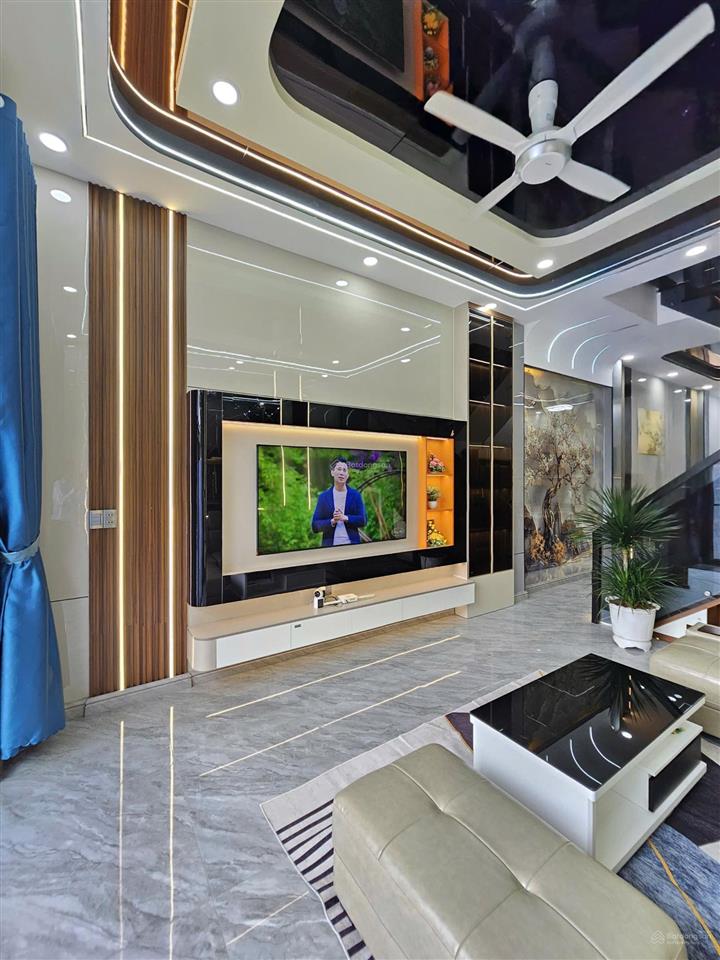 Bán nhà xây mới 1 trệt 1 lầu dt 103m2 tp. dĩ an, gần go dĩ an và làng đại học 7km. giá 5,48 tỷ (tl)