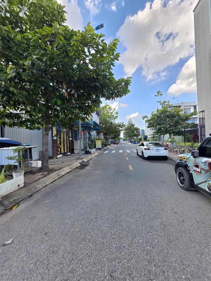 Bán đất kdc gần làng đại học thủ đức, gần go dĩ an. khu dân trí cao ở rất thích. giá 4,28 tỷ (tl)