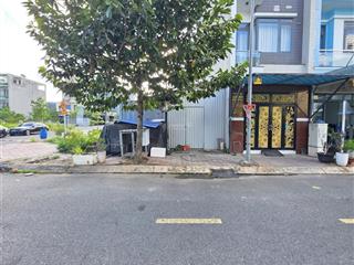 Bán đất kdc gần làng đại học thủ đức, gần go dĩ an. khu dân trí cao ở rất thích. giá 4,28 tỷ (tl)