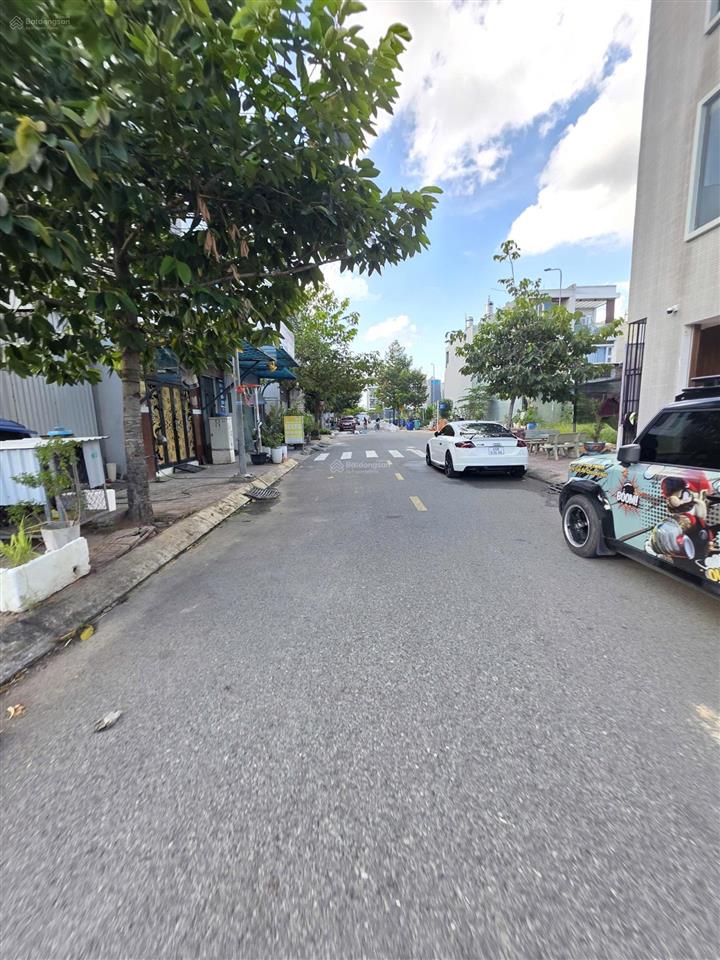 Bán đất kdc gần làng đại học thủ đức, gần go dĩ an. khu dân trí cao ở rất thích. giá 4,28 tỷ (tl)