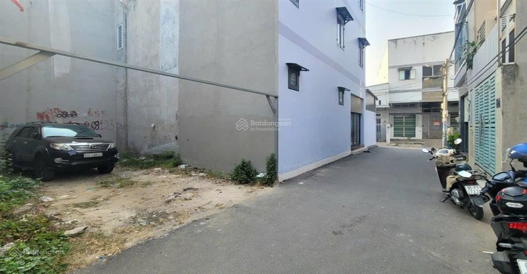 Bán đất linh xuân thủ đức ngang 4,79m, gần đường số 8 linh xuân. giá 3,59 tỷ thương lượng.