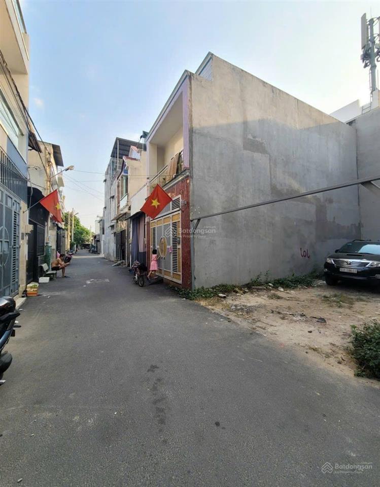 Bán đất linh xuân thủ đức ngang 4,79m, gần đường số 8 linh xuân. giá 3,59 tỷ thương lượng.