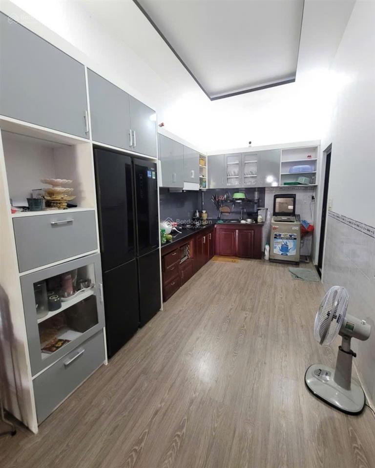 Bán nhà cấp 4 ngang 6m gần đường trần quang diệu tp.dĩ an. liền kề chung cư fenica. giá 3,99 tỷ tl.
