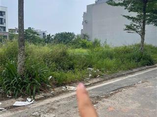 Chính chủ gửi bán 90m đất dịch vụ tms 90m đất dịch vụ tms xây tự do pháp lý chuẩn dân c